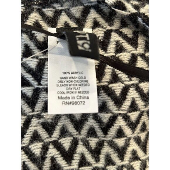 Apt 9 Women Shawl Wrap White & Black One Size NWT - Picture 6 of 6